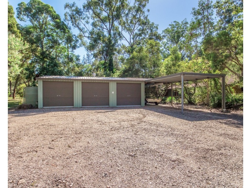 92 Velvet Street, Pine Mountain QLD 4306