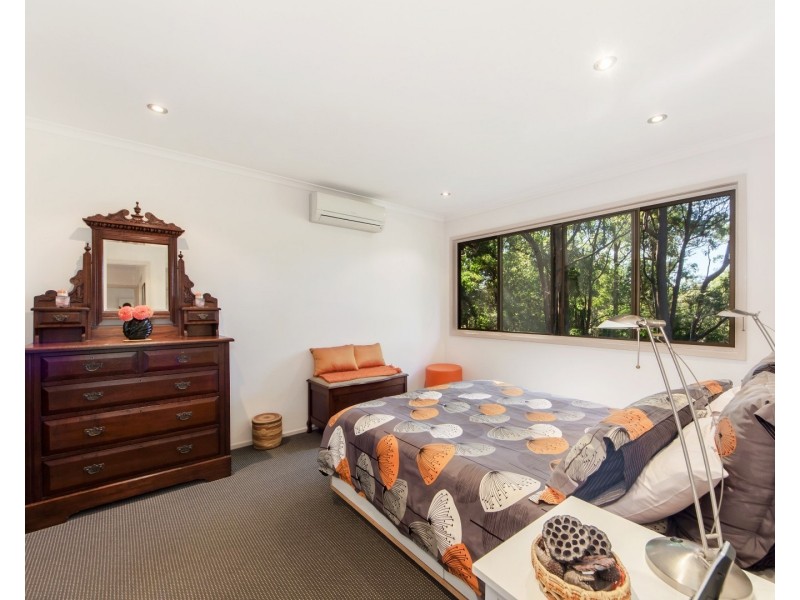 92 Velvet Street, Pine Mountain QLD 4306