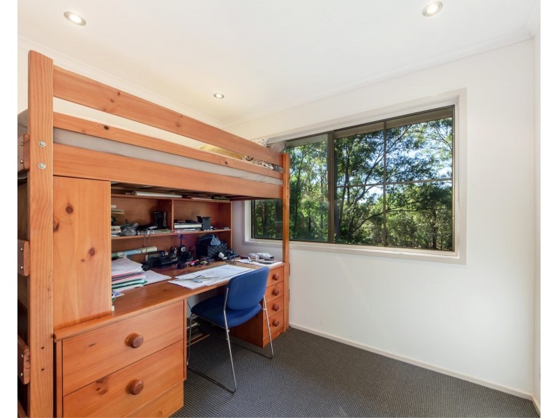 92 Velvet Street, Pine Mountain QLD 4306