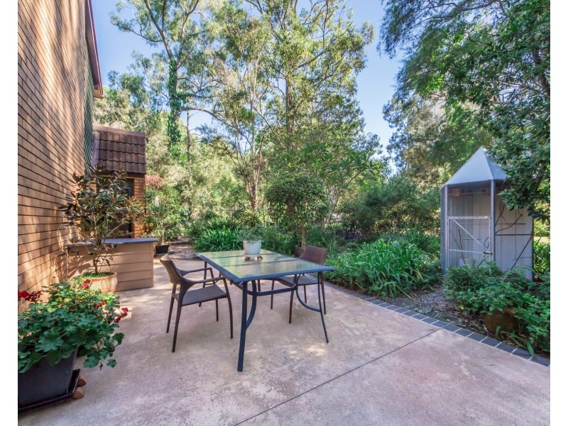 92 Velvet Street, Pine Mountain QLD 4306