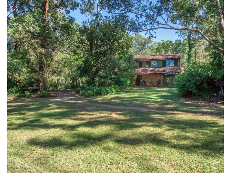 92 Velvet Street, Pine Mountain QLD 4306