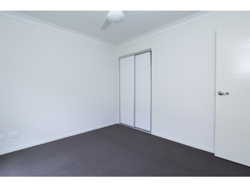 2/22 Nelson Circuit, Brassall QLD 4305