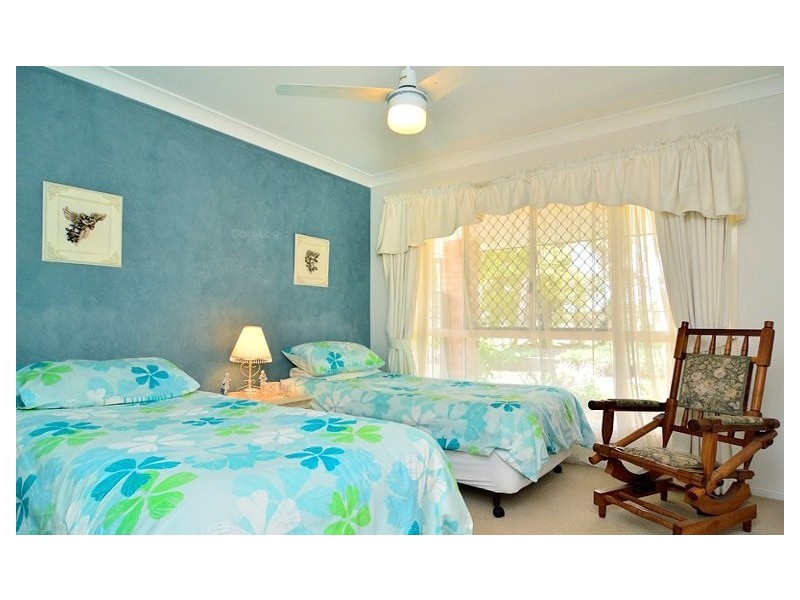 953 Middle Road, Peak Crossing QLD 4306