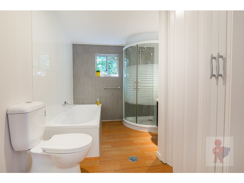 4 Madden Lane, Rosewood QLD 4340