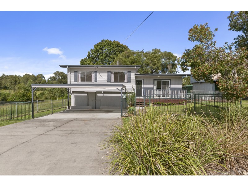 103 Brisbane Road, Riverview QLD 4303