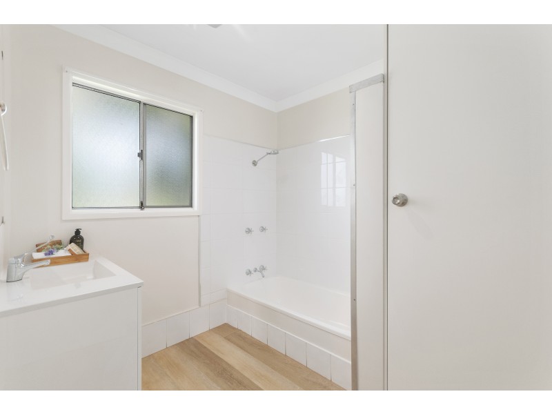 103 Brisbane Road, Riverview QLD 4303