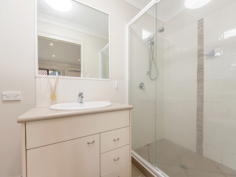 2 Sugars Place, Bundamba QLD 4304