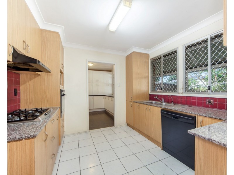 17 Adam Street, One Mile QLD 4305