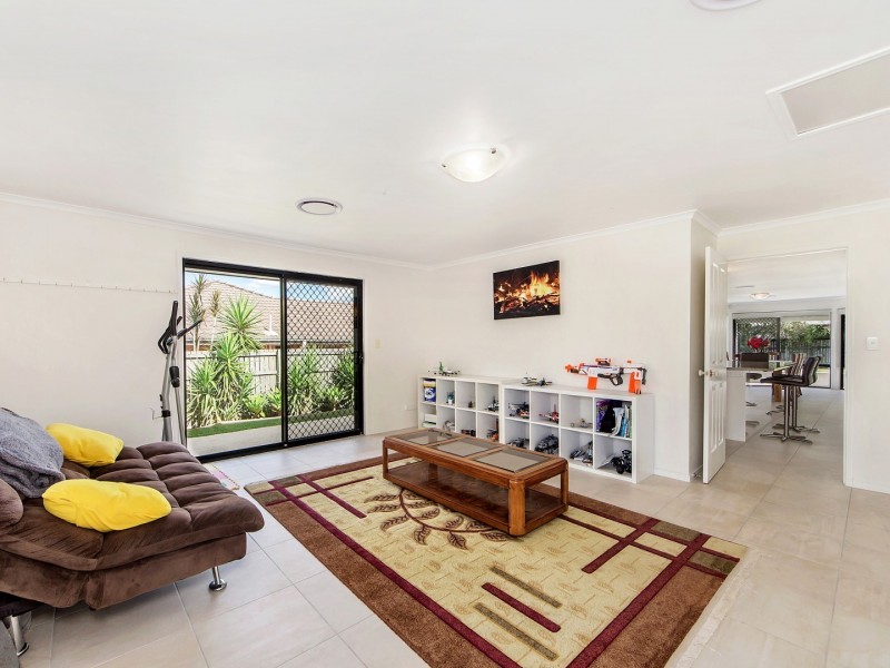 47 Pearse Drive, Brassall QLD 4305