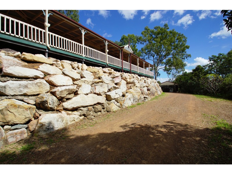 892 Pine Mountain Road, Pine Mountain QLD 4306