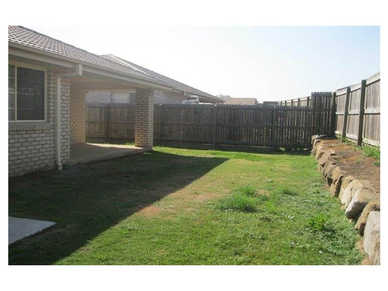 13 Pencarrow Crescent, Raceview QLD 4305
