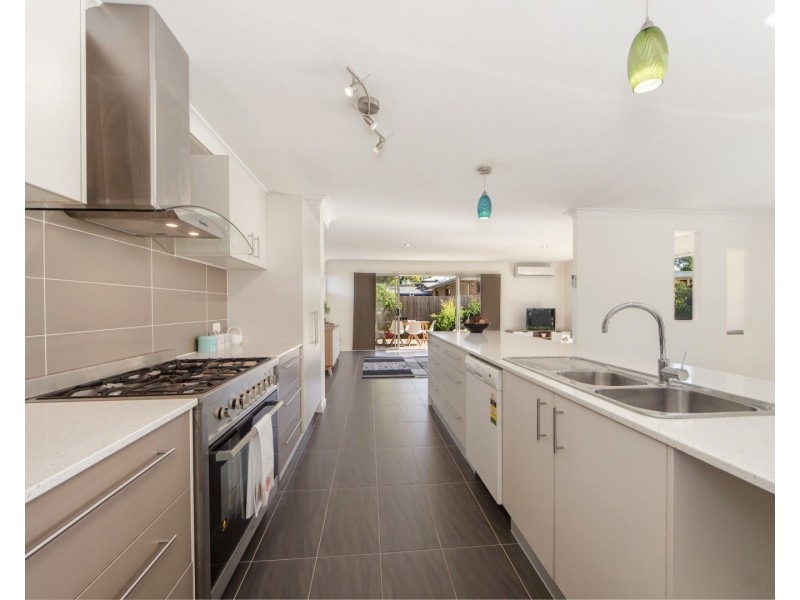 32 Sydney Street, Brassall QLD 4305