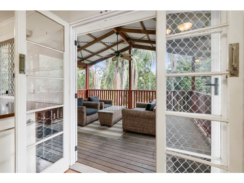 9 Pryde Street, Woodend QLD 4305