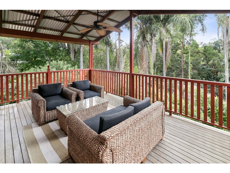9 Pryde Street, Woodend QLD 4305