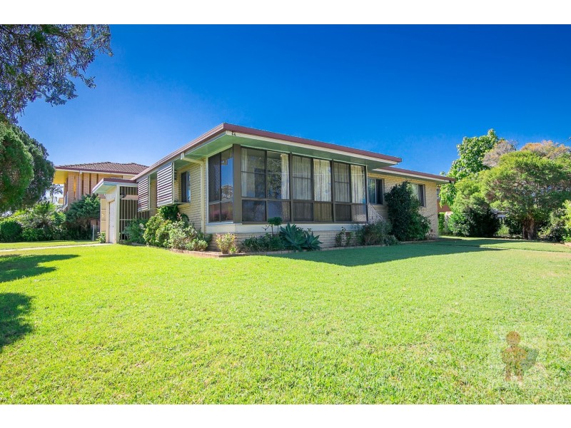5 Rowan Drive, Brassall QLD 4305