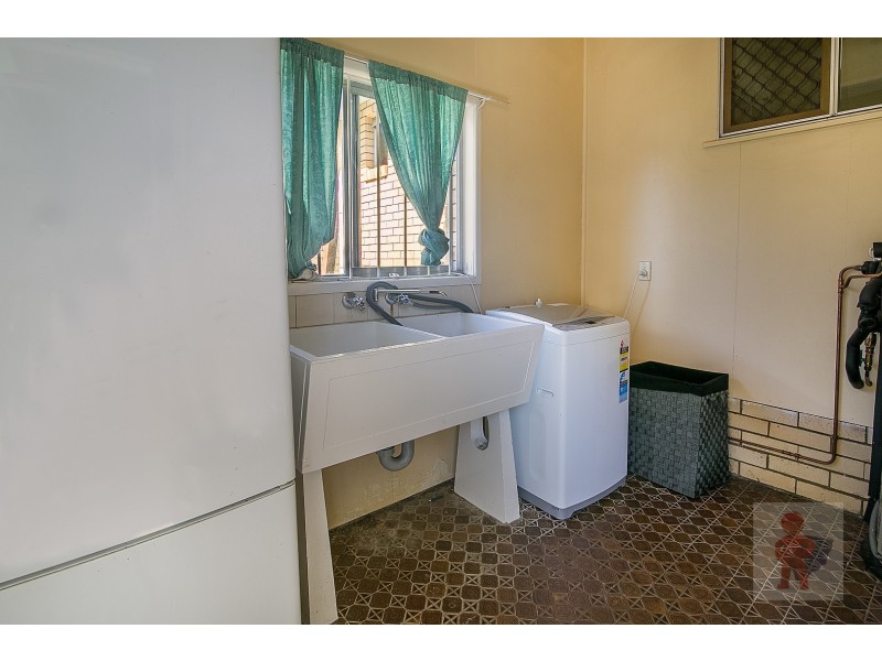 5 Rowan Drive, Brassall QLD 4305