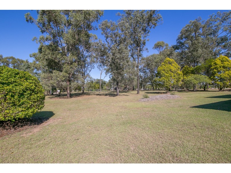 63 Elm Road, Walloon QLD 4306