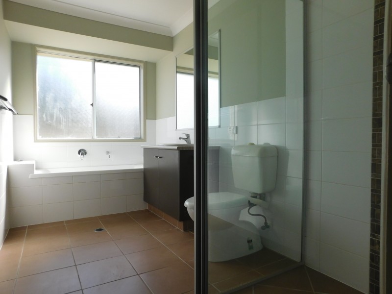 34 Sophie Street, Raceview QLD 4305