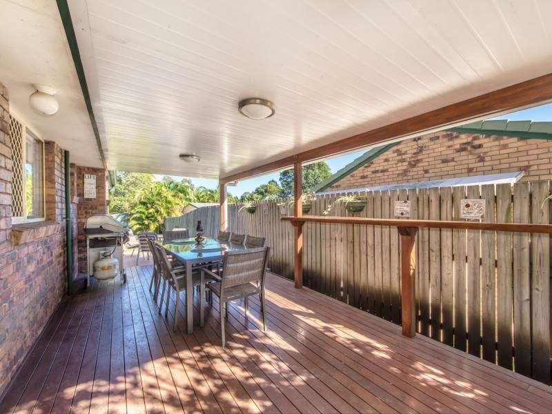 61 Cowley Drive, Flinders View QLD 4305