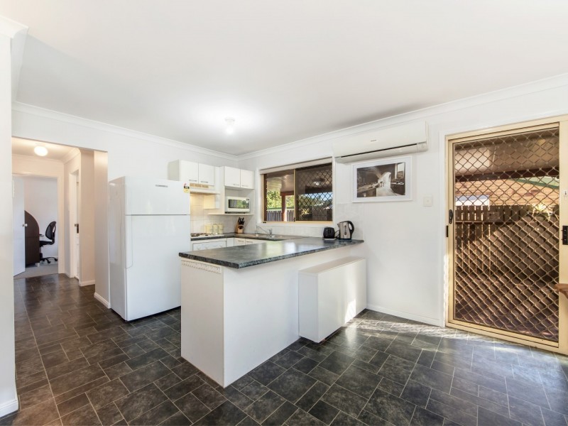 61 Cowley Drive, Flinders View QLD 4305
