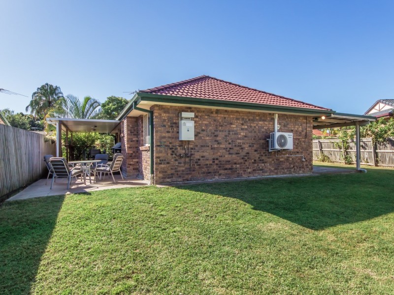 61 Cowley Drive, Flinders View QLD 4305