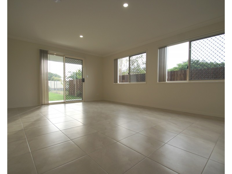 53 Cole Street, Silkstone QLD 4304