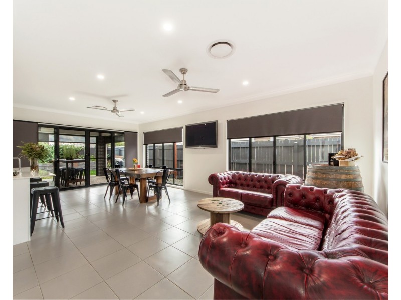 22 Eucalyptus Crescent, Ripley QLD 4306