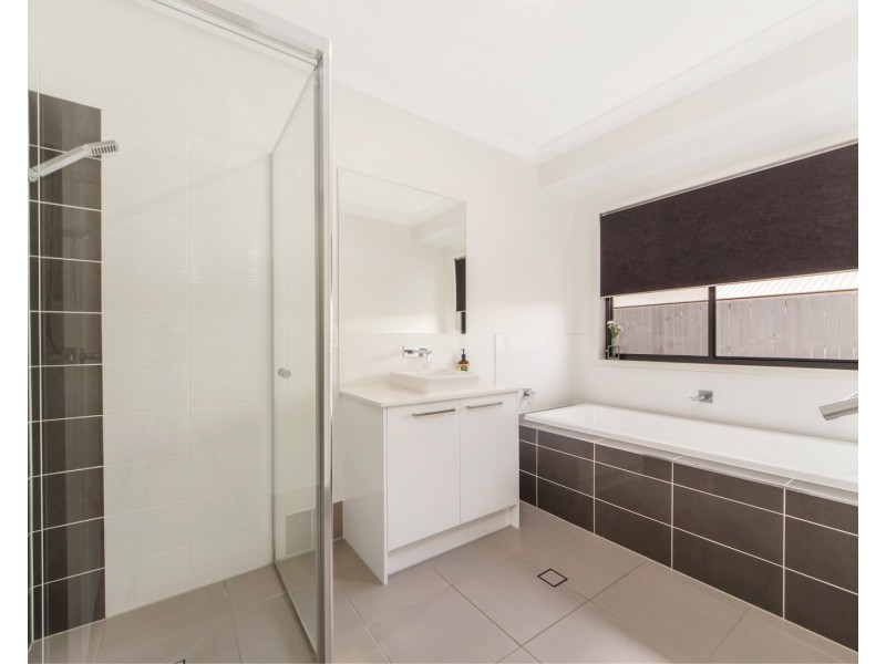 22 Eucalyptus Crescent, Ripley QLD 4306