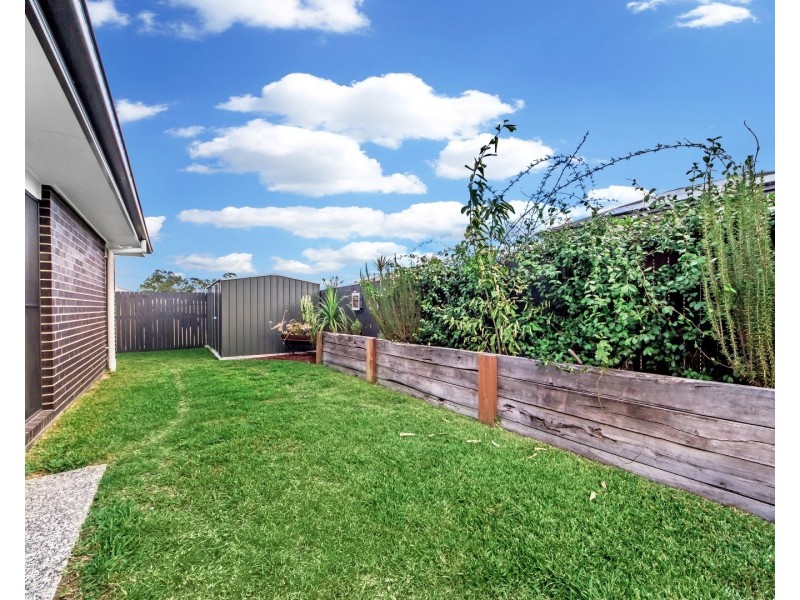 22 Eucalyptus Crescent, Ripley QLD 4306