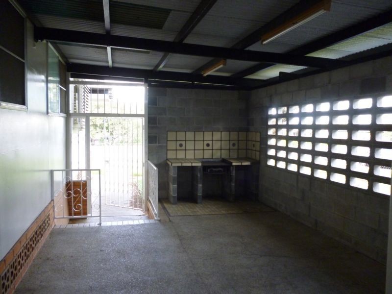 88 Blackstone Road, Silkstone QLD 4304