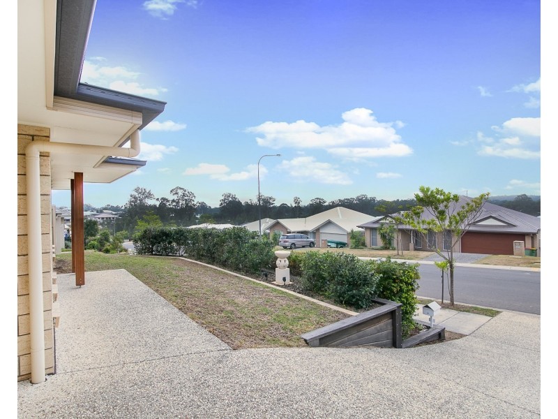 10 Cowie Street, Deebing Heights QLD 4306