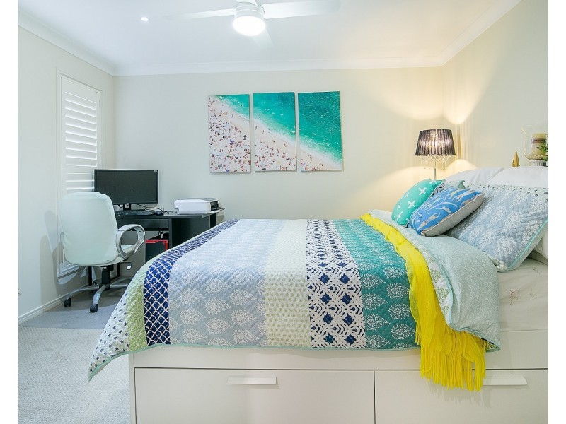10 Cowie Street, Deebing Heights QLD 4306