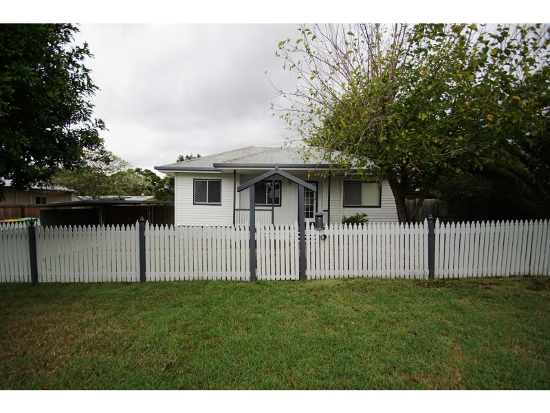 1 Gomer Street, Booval QLD 4304