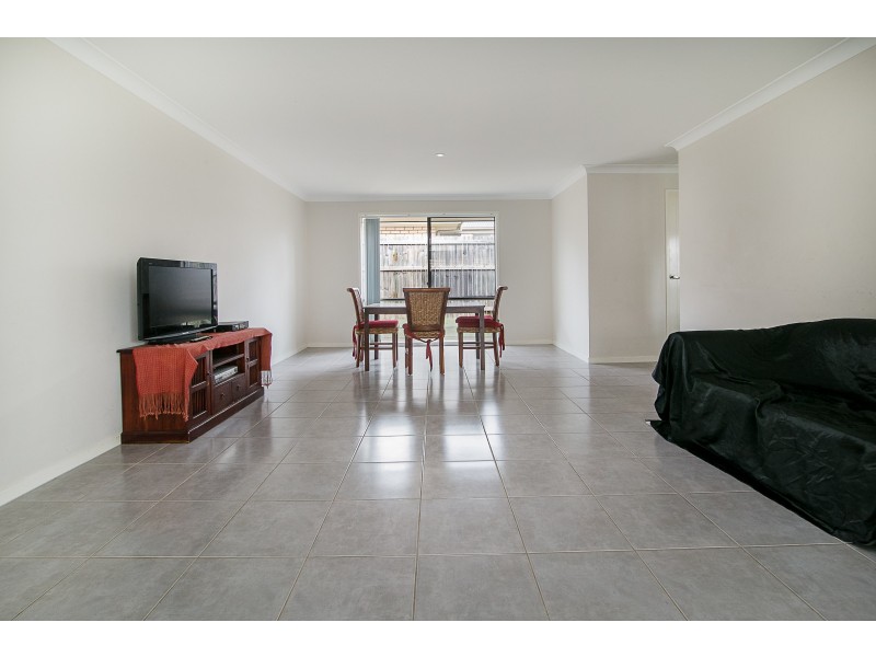 6 Pinehurst Avenue, Leichhardt QLD 4305