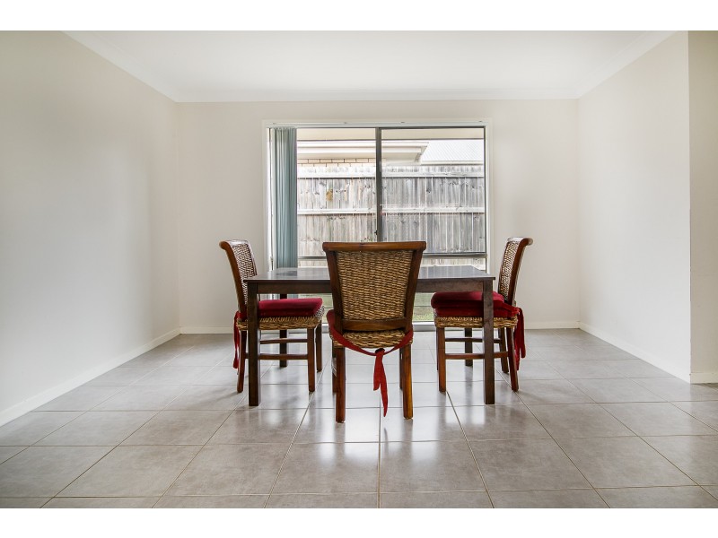 6 Pinehurst Avenue, Leichhardt QLD 4305