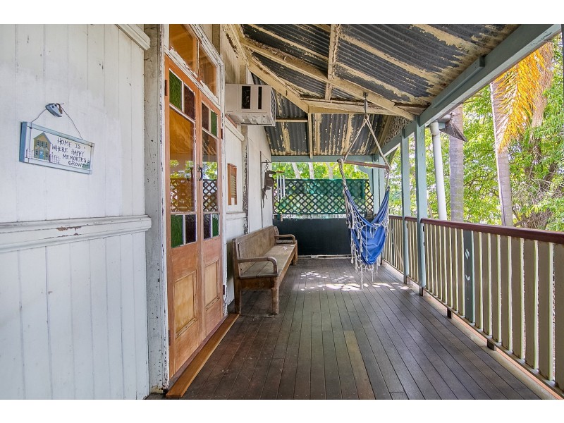 1 Gibbon Street, East Ipswich QLD 4305
