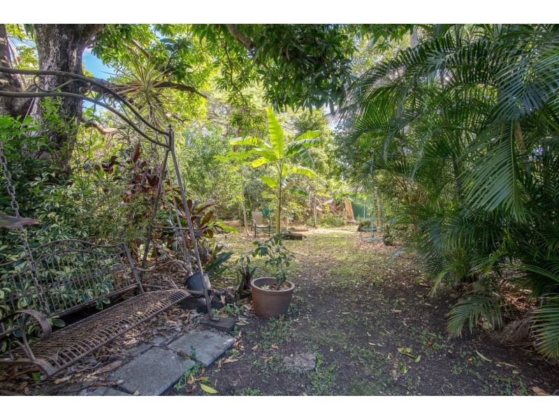 1 Gibbon Street, East Ipswich QLD 4305