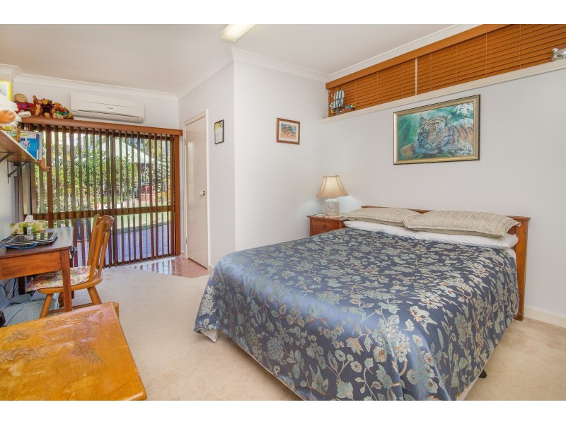 2A Whitehead Street, Eastern Heights QLD 4305