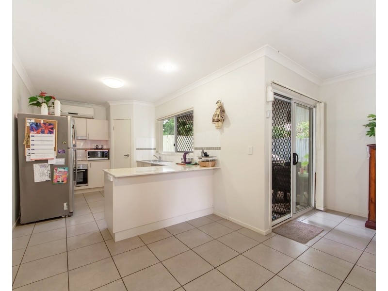 13 Macquarie Street, Booval QLD 4304