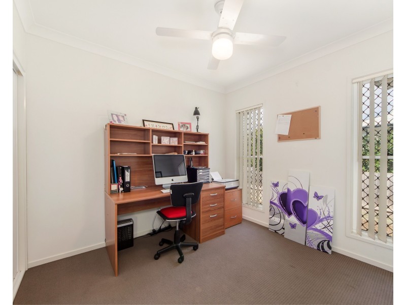 13 Macquarie Street, Booval QLD 4304