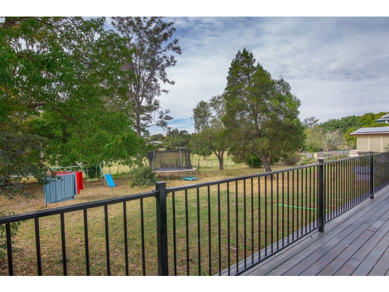 15 Logan Street, North Booval QLD 4304