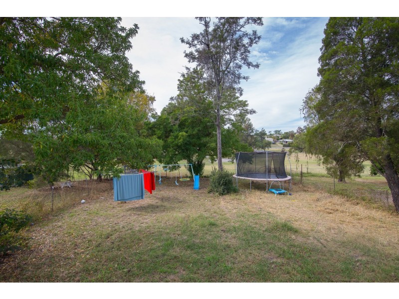 15 Logan Street, North Booval QLD 4304