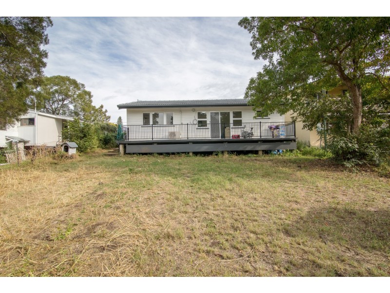 15 Logan Street, North Booval QLD 4304
