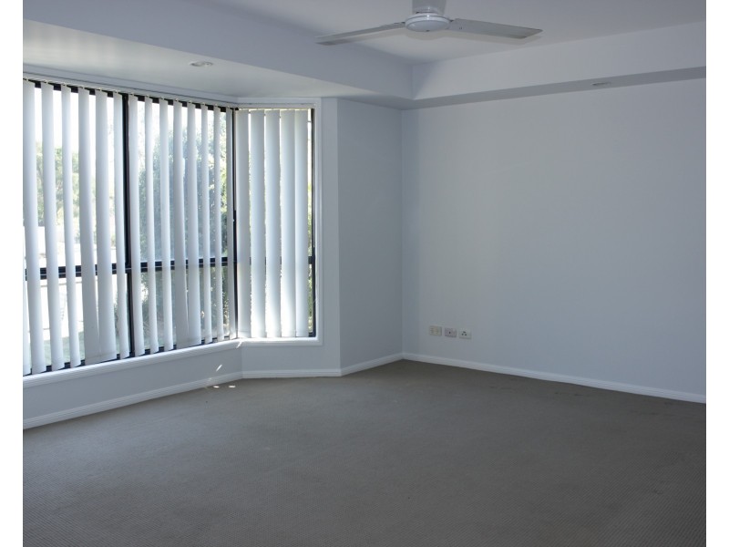 26 Willowtree Drive, Flinders View QLD 4305