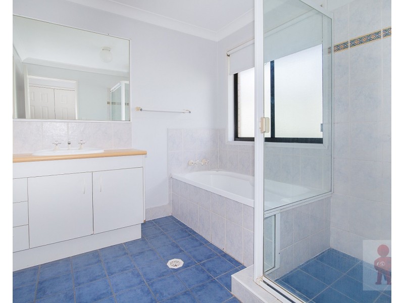 26 Willowtree Drive, Flinders View QLD 4305