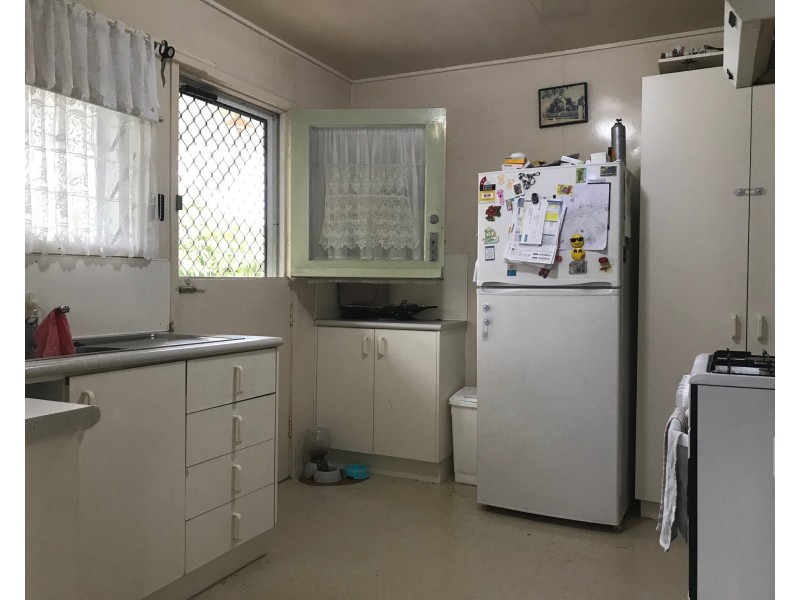 23 Wentworth Street, Leichhardt QLD 4305