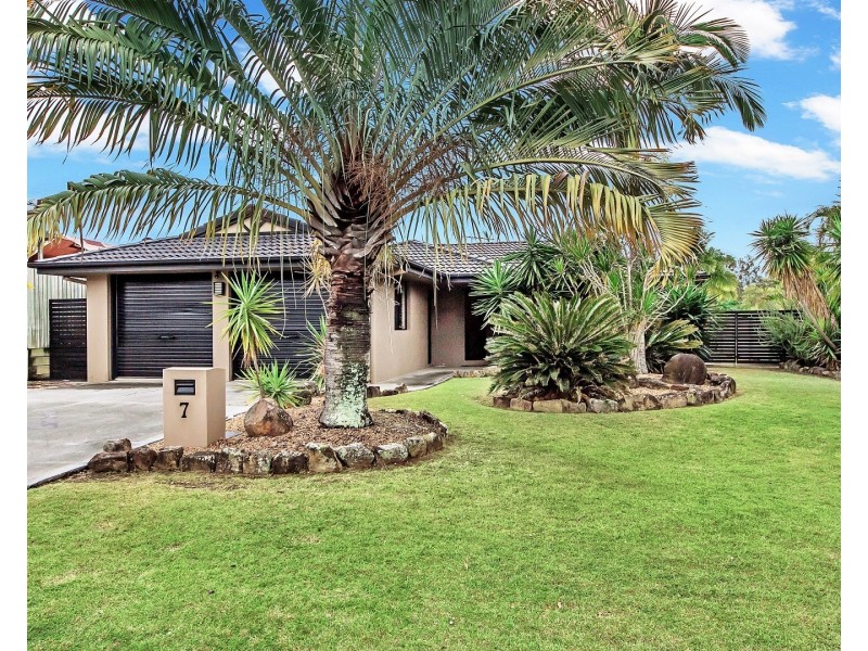 7 Canberra Court, Brassall QLD 4305