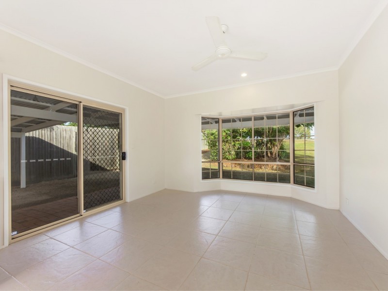 22 Islandview Street, Barellan Point QLD 4306