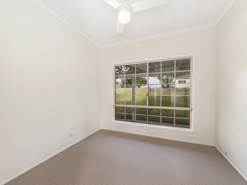 22 Islandview Street, Barellan Point QLD 4306