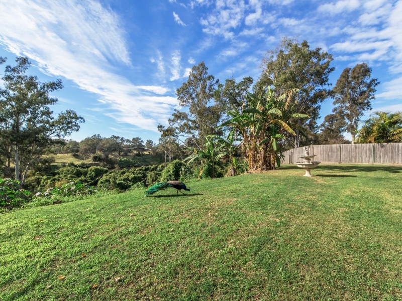 22 Islandview Street, Barellan Point QLD 4306